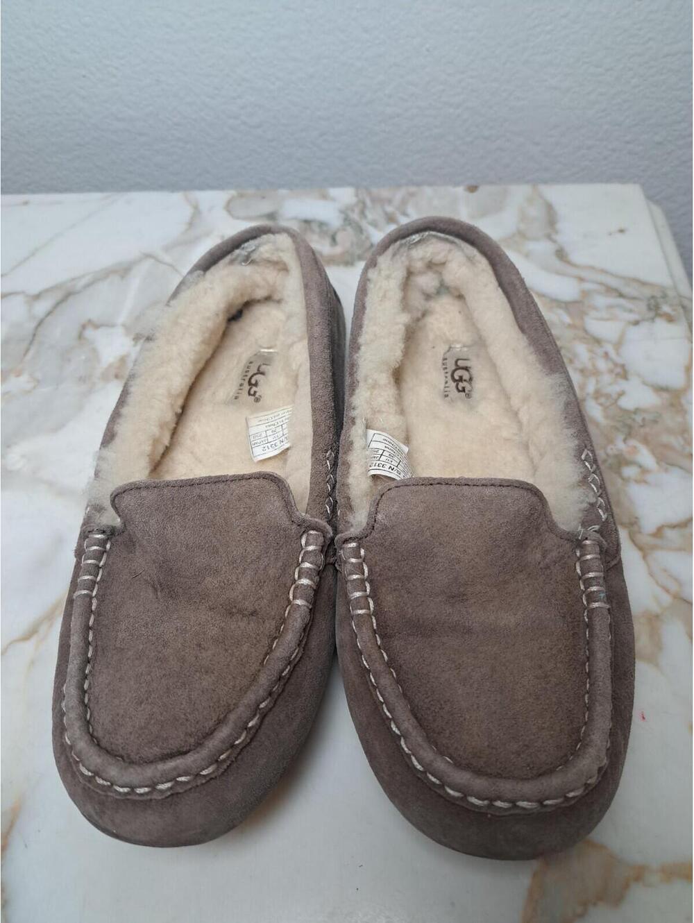 Ugg Brown Fur Lined Slippers Women Size: 8